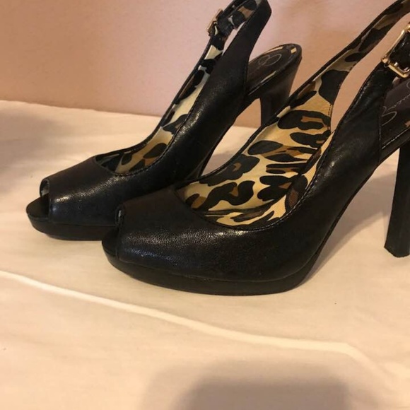 Jessica Simpson black heels - Picture 2 of 5